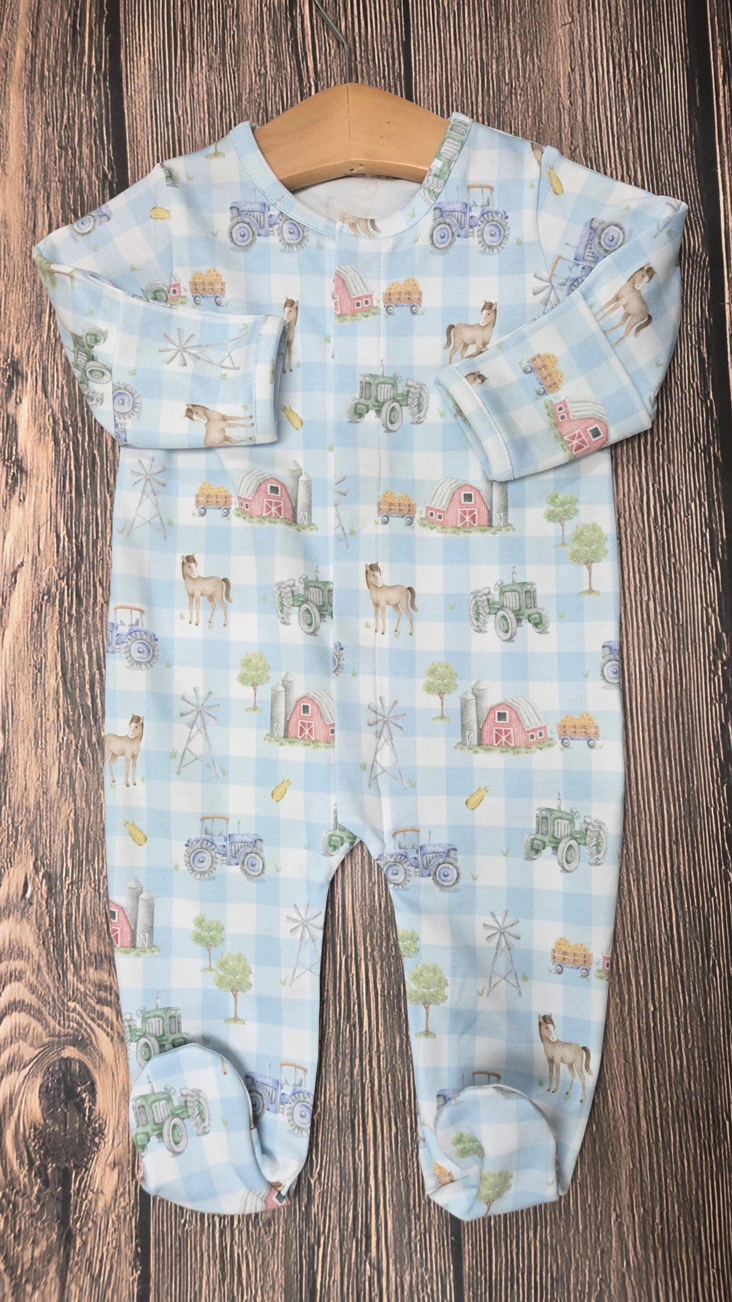 Tiny Barnyard Footie