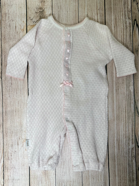 Pink & White Converter Sleeper With Eyelet Trim