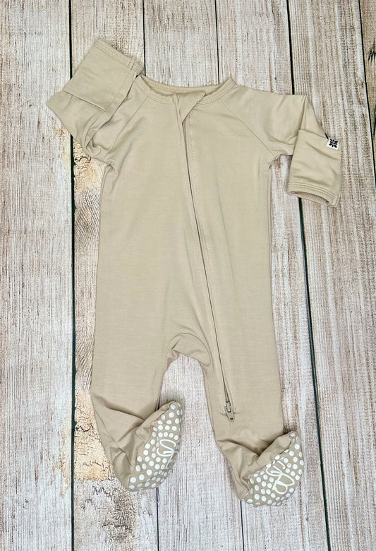 Khaki Sleeper