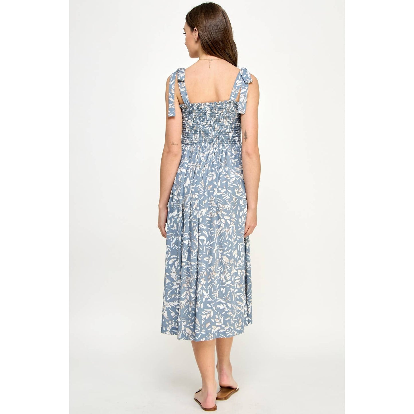 Light Blue Smocked Sleeveless Maternity Midi Dress: Denim