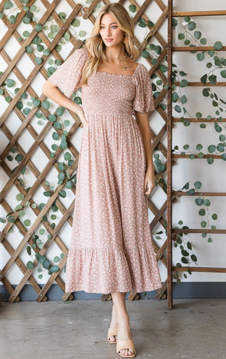 CONVERTIBLE SQUARE NECK SMOCKED MIDI DRESS